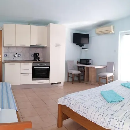 Ferienwohnung Danica Karlobag Exterior foto